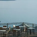 Red Tower Νικιάνα