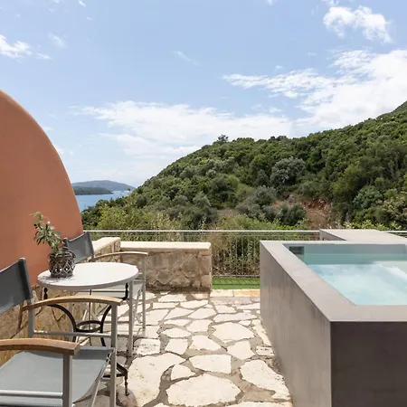 Red Tower نِكيانا