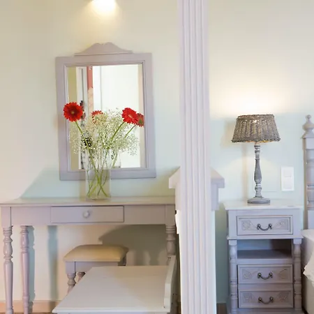 Red Tower فندق نِكيانا