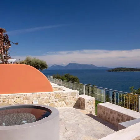 Red Tower Hotel 4*
