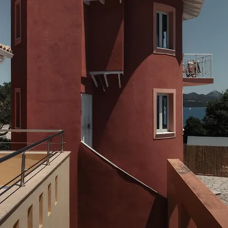 Red Tower ホテル
