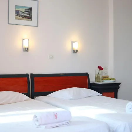 Red Tower 4* Νικιάνα