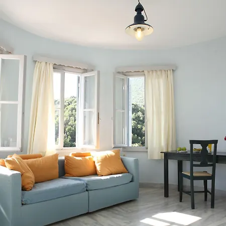 Red Tower 4* Νικιάνα