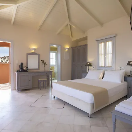 Ξενοδοχείο Red Tower 4*