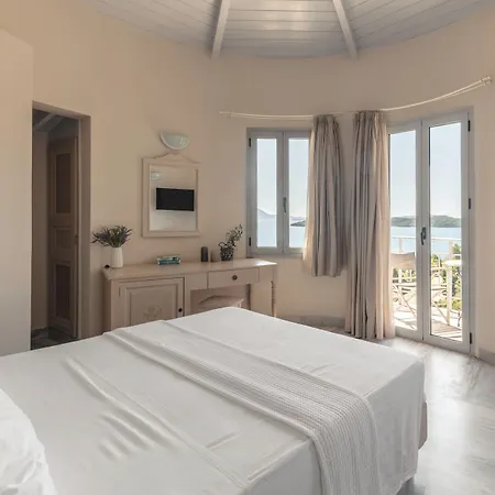 Red Tower Hotel 4*